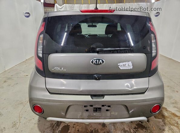 KNDJP3A54J7535109 2018 KIA SOUL Gray 