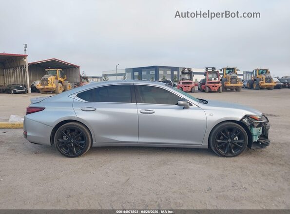 58ABA1C19PU030833 2023 LEXUS ES 300H Silver Vista interior trasera