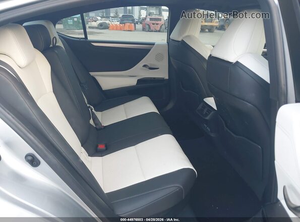 58ABA1C19PU030833 2023 LEXUS ES 300H Silver Vista de la etiqueta del VIN
