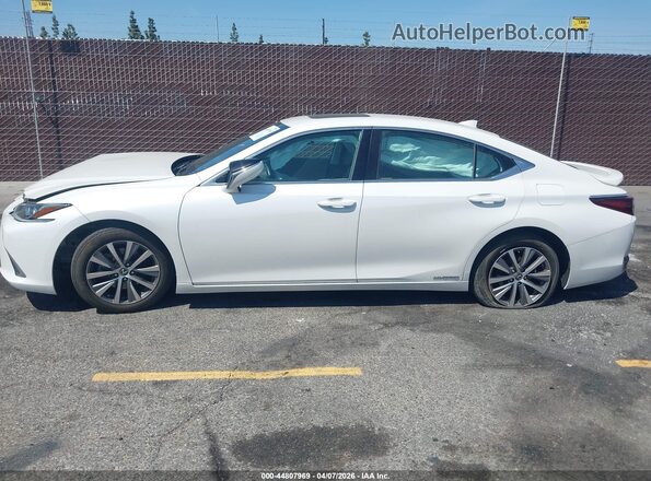 58AC21B13LU006122 2020 LEXUS ES 300H White Панорамний вид салону 360°