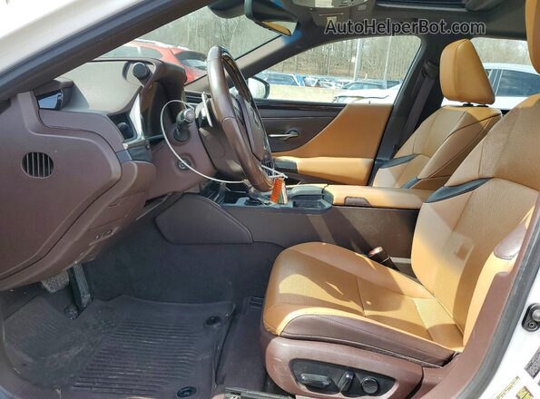 58ADZ1B12LU076324 2020 LEXUS ES White Вид салону спереду