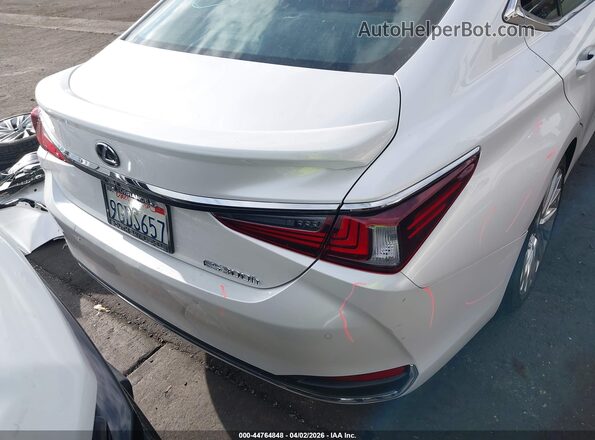 58AEA1C10PU033794 2023 LEXUS ES 300H White 