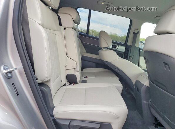 5NMP24GL9SH135478 2025 HYUNDAI SANTA Gray Widok wnętrza z tyłu