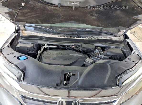 5FNYF5H64LB012746 2020 HONDA PILOT Silver Widok komory silnika
