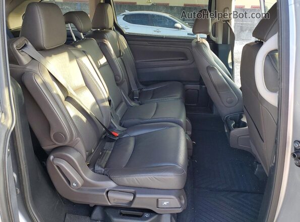 5FNRL6H62RB015950 2024 HONDA ODYSSEY Silver უკანა სალონის ხედი