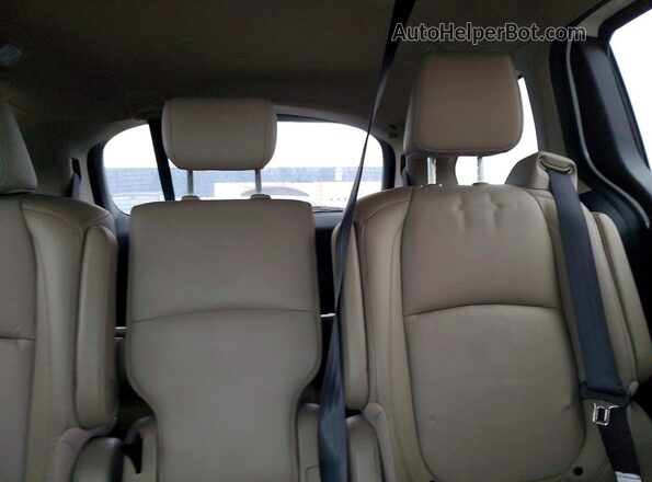 5FNRL6H64RB073199 2024 HONDA ODYSSEY White უკანა სავარძლების ხედი