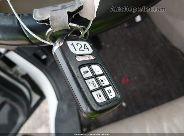 5FNRL6H82NB055344 2022 HONDA ODYSSEY White Вид панелі приладів