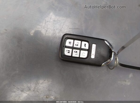 5FNRL6H84KB038041 2019 HONDA ODYSSEY White Առջևի վահանակի տեսք