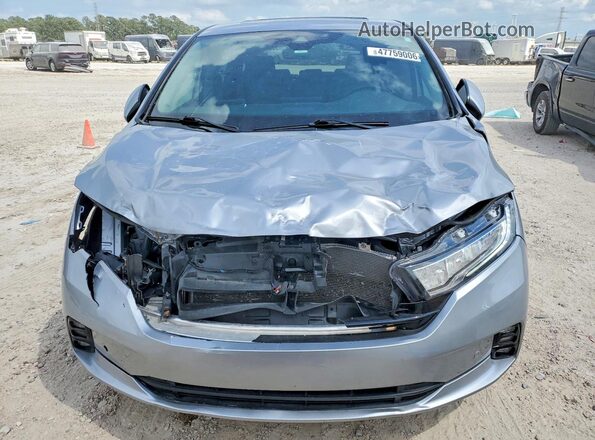 5FNRL6H85PB047340 2023 HONDA ODYSSEY Silver Widok z przodu