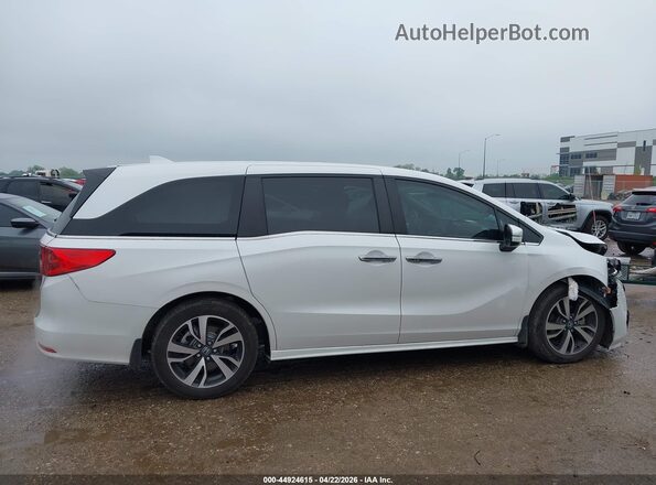 5FNRL6H8XRB034540 2024 HONDA ODYSSEY White Rear interior view
