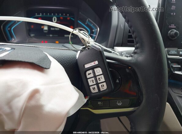 5FNRL6H8XRB034540 2024 HONDA ODYSSEY White Dashboard view