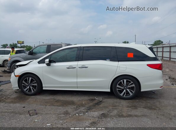 5FNRL6H95JB011714 2018 HONDA ODYSSEY White 