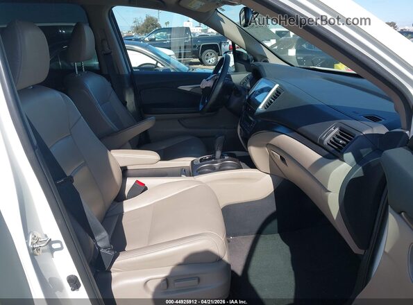 5FNYF5H58JB000295 2018 HONDA PILOT White 