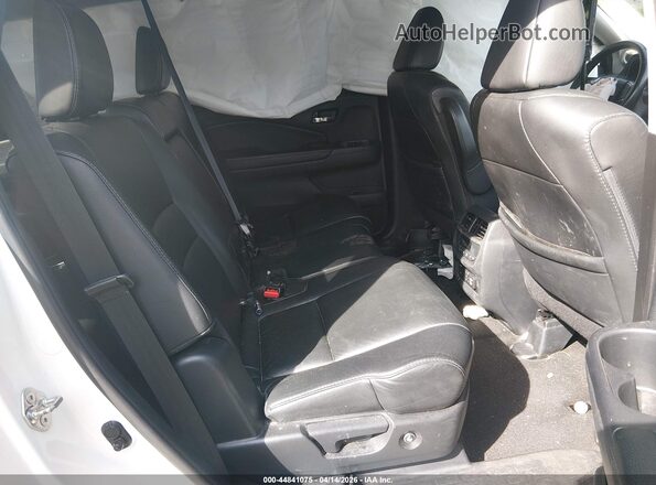 5FNYF6H40KB066998 2019 HONDA PILOT White VIN sticker view