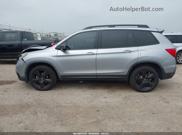 5FNYF8H02KB016015 2019 HONDA PASSPORT Silver Սալոնի 360 աստիճան տեսք