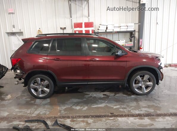 5FNYF8H96KB015237 2019 HONDA PASSPORT Maroon Սալոնի 360 աստիճան տեսք