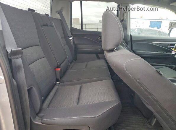 5FPYK2F17LB000986 2020 HONDA RIDGELINE Gray Rear seats view