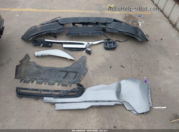 5FPYK2F48HB004675 2017 HONDA RIDGELINE Gray Instrument cluster view