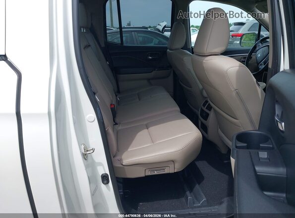 5FPYK2F67HB009299 2017 HONDA RIDGELINE White VIN კოდის სტიკერის ხედი