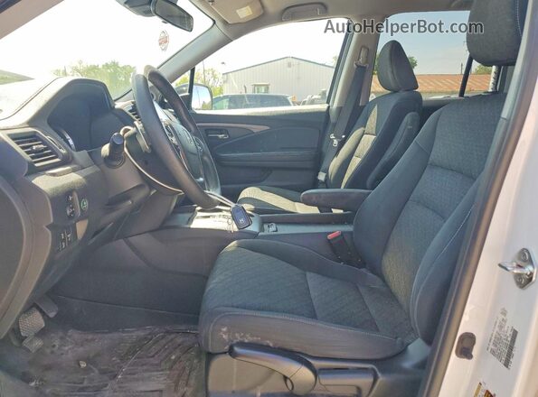 5FPYK3F13MB002192 2021 HONDA RIDGELINE White Вид салону спереду