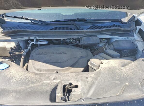5FPYK3F13MB002192 2021 HONDA RIDGELINE White Вид задньої частини салону