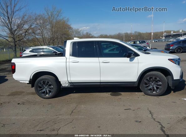 5FPYK3F16NB013396 2022 HONDA RIDGELINE White Widok wnętrza z tyłu