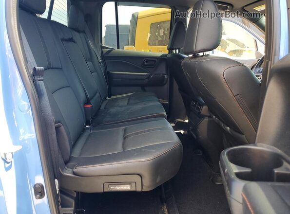 5FPYK3F66RB011732 2024 HONDA RIDGELINE Blue Vista de los asientos traseros