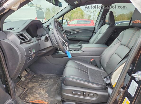 5FPYK3F68RB001977 2024 HONDA RIDGELINE Black Widok wnętrza z przodu