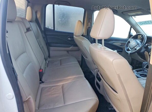 5FPYK3F69JB007789 2018 HONDA RIDGELINE Белый Вид задних сидений