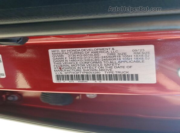 5FPYK3F71PB053280 2023 HONDA RIDGELINE Red Widok komory silnika