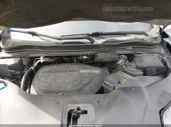 5FPYK3F76JB007709 2018 HONDA RIDGELINE Silver Հետևի տեսք
