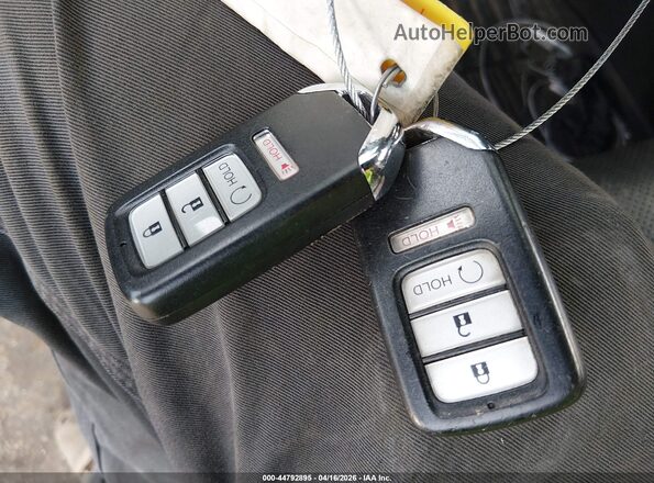 5FPYK3F76JB007709 2018 HONDA RIDGELINE Silver Առջևի վահանակի տեսք