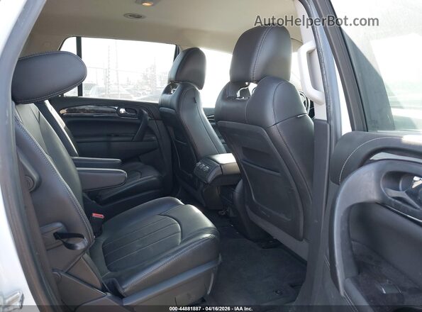 5GAKRBKD1HJ193244 2017 BUICK ENCLAVE White Widok naklejki z numerem VIN