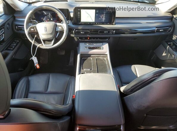 5LM5J6XCXSGL06907 2025 LINCOLN AVIATOR Кремовый Вид панели приборов