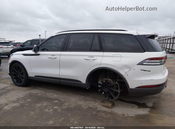 5LM5J7WC0LGL23370 2020 LINCOLN AVIATOR White 