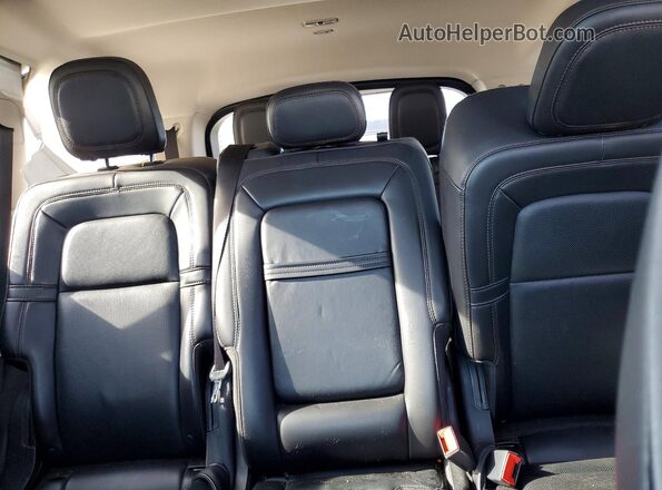 5LM5J7WC2MGL09455 2021 LINCOLN AVIATOR Silver Vista de los asientos traseros