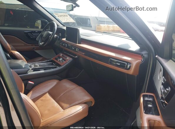 5LM5J7XC4NGL16259 2022 LINCOLN AVIATOR Черный Вид салона спереди