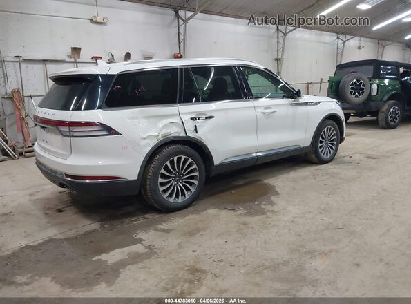 5LM5J7XC5LGL17918 2020 LINCOLN AVIATOR White უკანა მარჯვენა