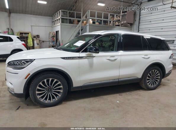 5LM5J7XC5LGL17918 2020 LINCOLN AVIATOR White სალონის 360-გრადუსიანი ხედი