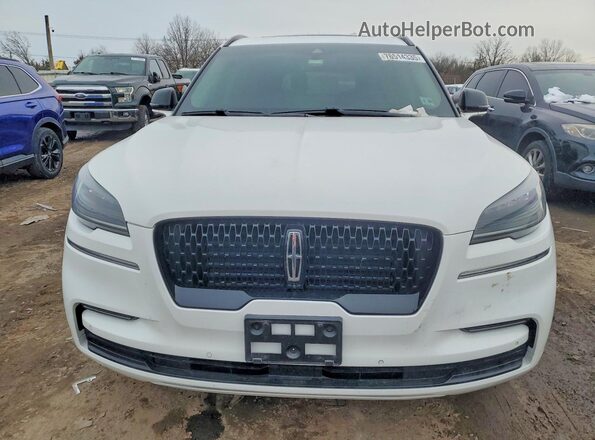 5LM5J7XC6RGL07035 2024 LINCOLN AVIATOR White Widok z przodu