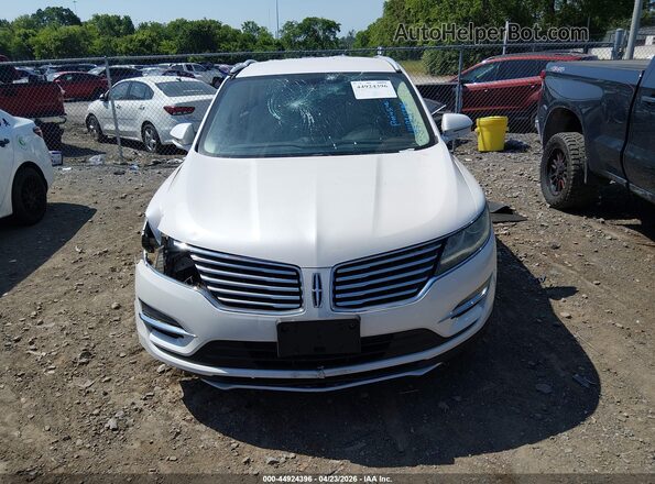 5LMCJ2C90JUL32037 2018 LINCOLN MKC White Vista del cuadro de instrumentos