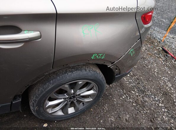 5LMCJ2C91KUL07732 2019 LINCOLN MKC Gold Widok z przodu