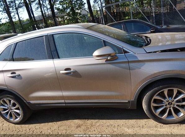5LMCJ2C98KUL08490 2019 LINCOLN MKC Brown 