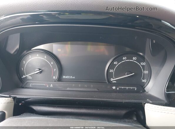 5LMCJ2D98LUL06982 2020 LINCOLN CORSAIR Maroon Widok tylnych siedzeń
