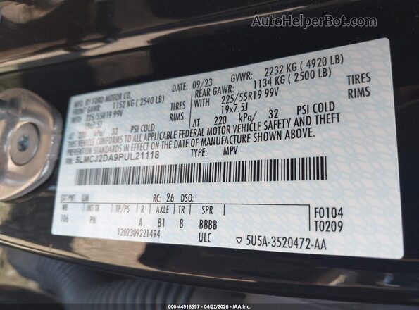 5LMCJ2DA9PUL21118 2023 LINCOLN CORSAIR Черный Вид подкапотного пространства