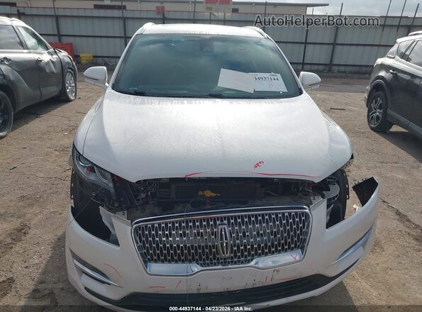 5LMCJ3D92KUL03399 2019 LINCOLN MKC White Widok wnętrza z tyłu