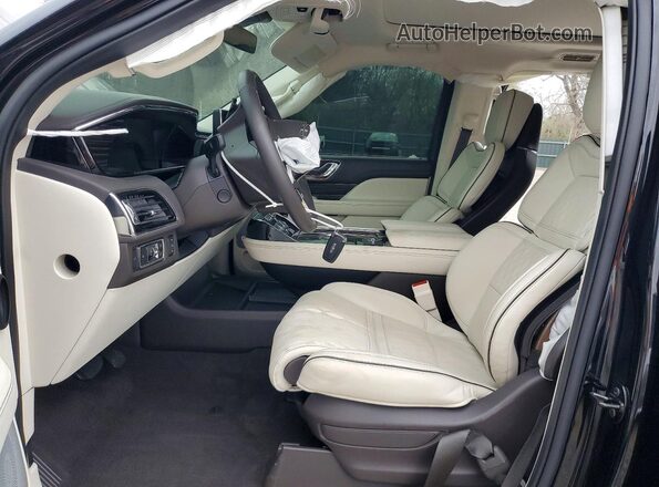 5LMJJ2TG3REL16233 2024 LINCOLN NAVIGATOR Черный Вид салона спереди