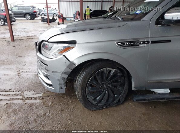 5LMJJ2TTXLEL10479 2020 LINCOLN NAVIGATOR Серый Вид салона спереди