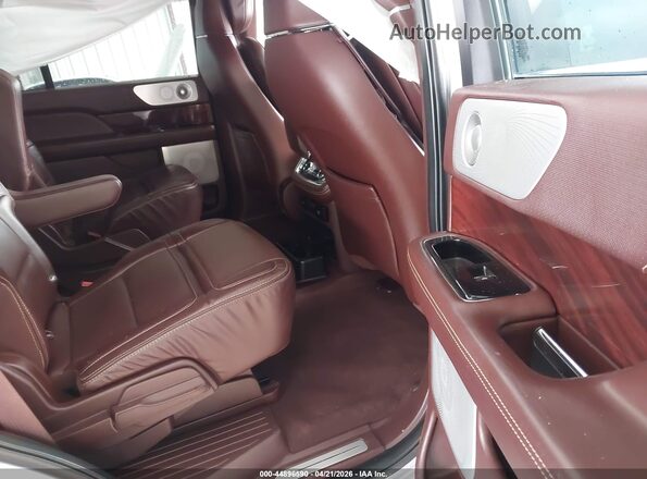 5LMJJ2TTXLEL10479 2020 LINCOLN NAVIGATOR Серый Вид спереди