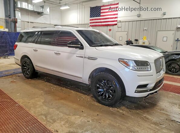 5LMJJ3LT2KEL04518 2019 LINCOLN NAVIGATOR White Przód prawy